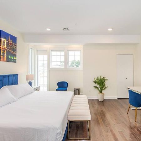 Stylish Chic Condo Nyc At Fingertips Норт Берген Екстериор снимка